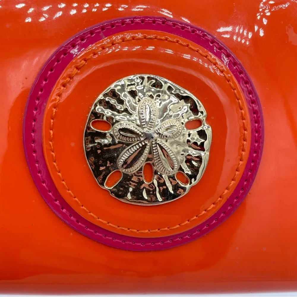 Bosom Buddy Sand Dollar Clutch Wallet OS